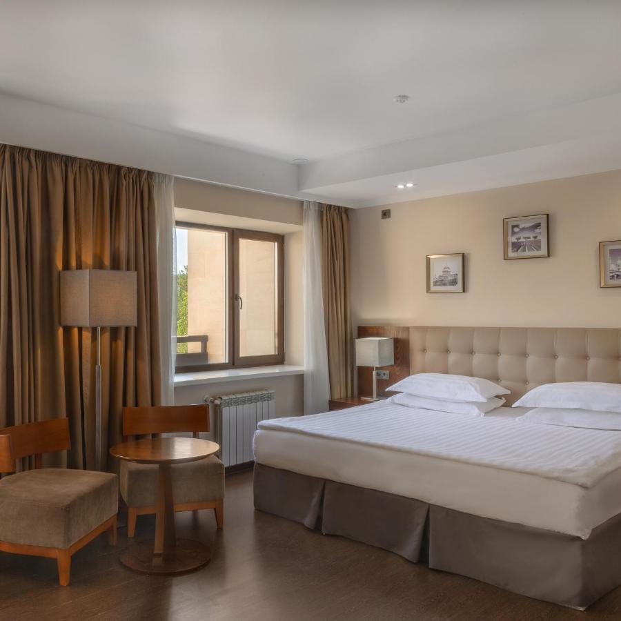 Готель Park House Barmashino Екстер'єр фото